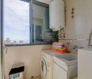 Квартира в Бенидорме с террасой и видом на море 92 кв.м