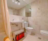 Квартира в Бенидорме с террасой и видом на море 92 кв.м