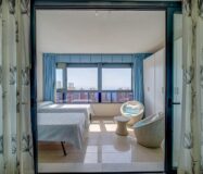 Квартира в Бенидорме с террасой и видом на море 92 кв.м