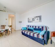 Квартира в Бенидорме с террасой и видом на море 92 кв.м