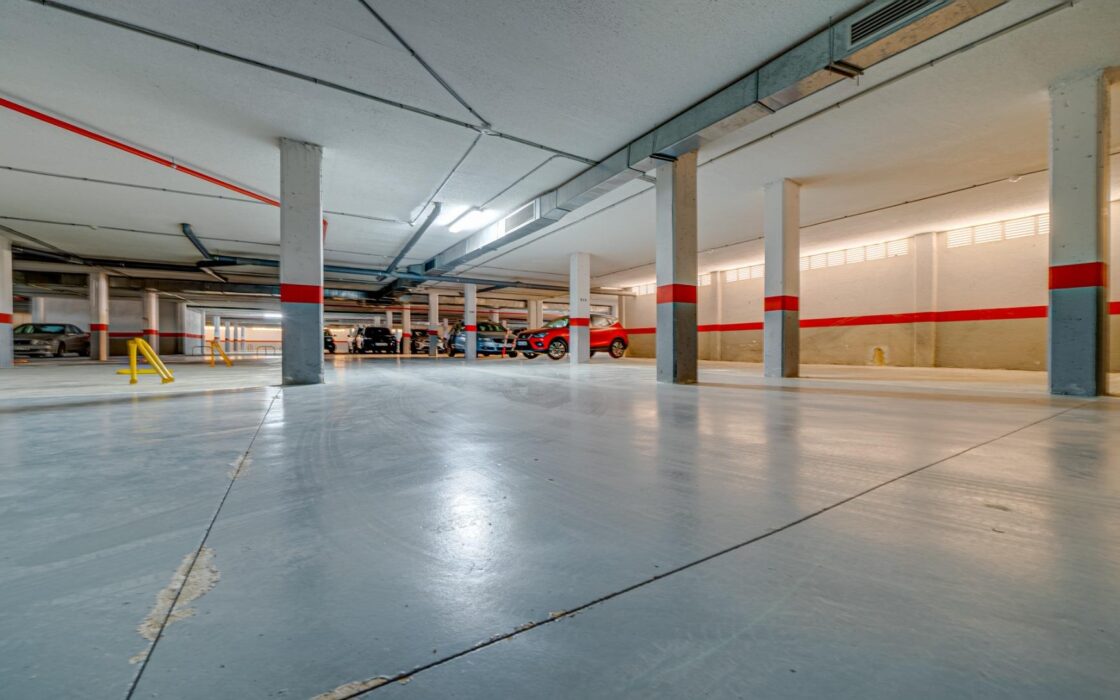 Квартира в Бенидорме с террасой и видом на море 92 кв.м