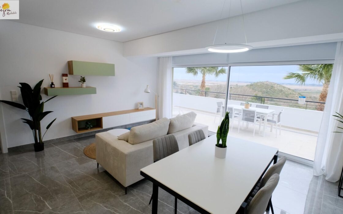 Апартаменти в Хересі 88 кв.м з видом на море терраса