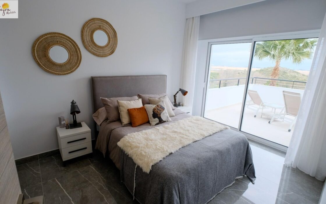 Апартаменти в Хересі 88 кв.м з видом на море терраса