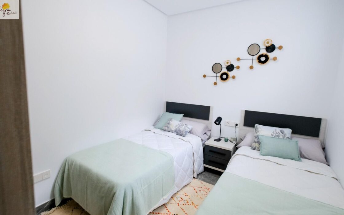 Апартаменти в Хересі 88 кв.м з видом на море терраса