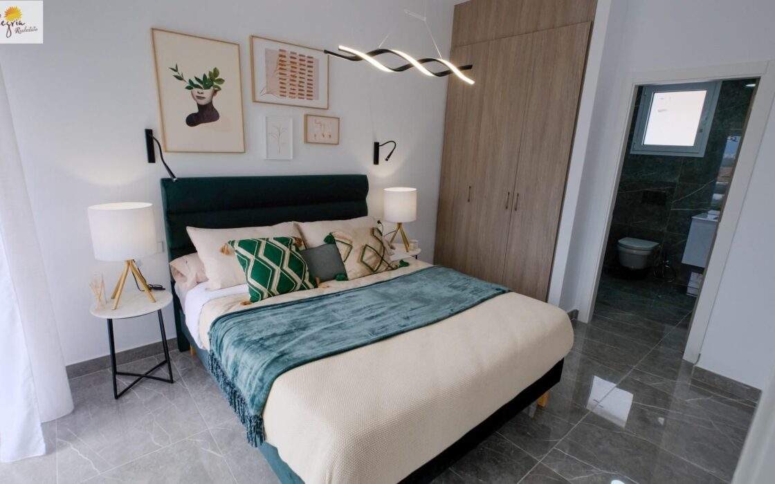 Апартаменти в Хересі 88 кв.м з видом на море терраса