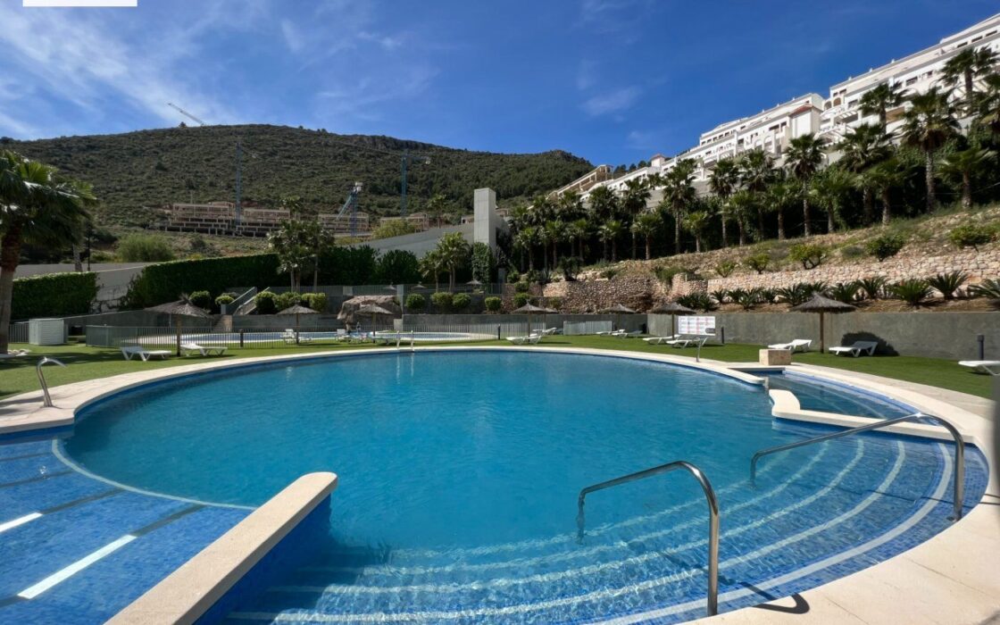 Апартаменти в Хересі 88 кв.м з видом на море терраса