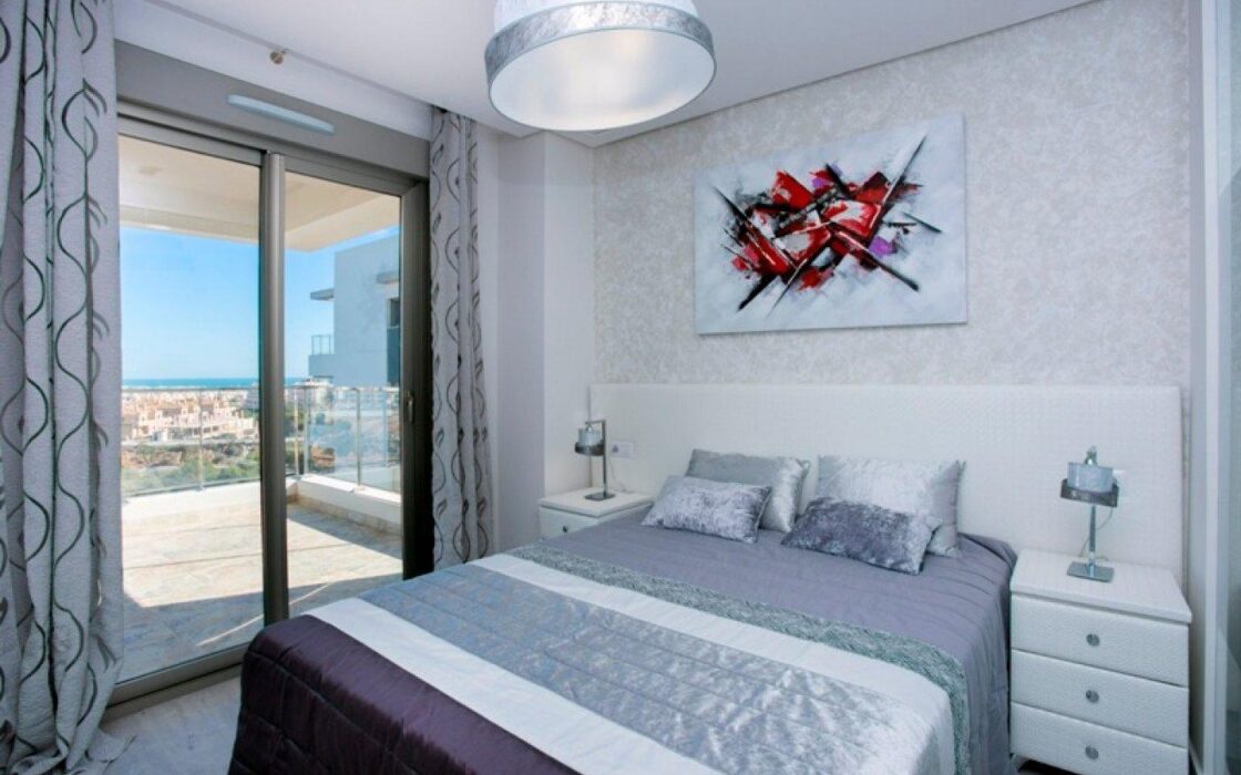 Сучасний комплекс з 2-3 спальнями на Коста-Бланці