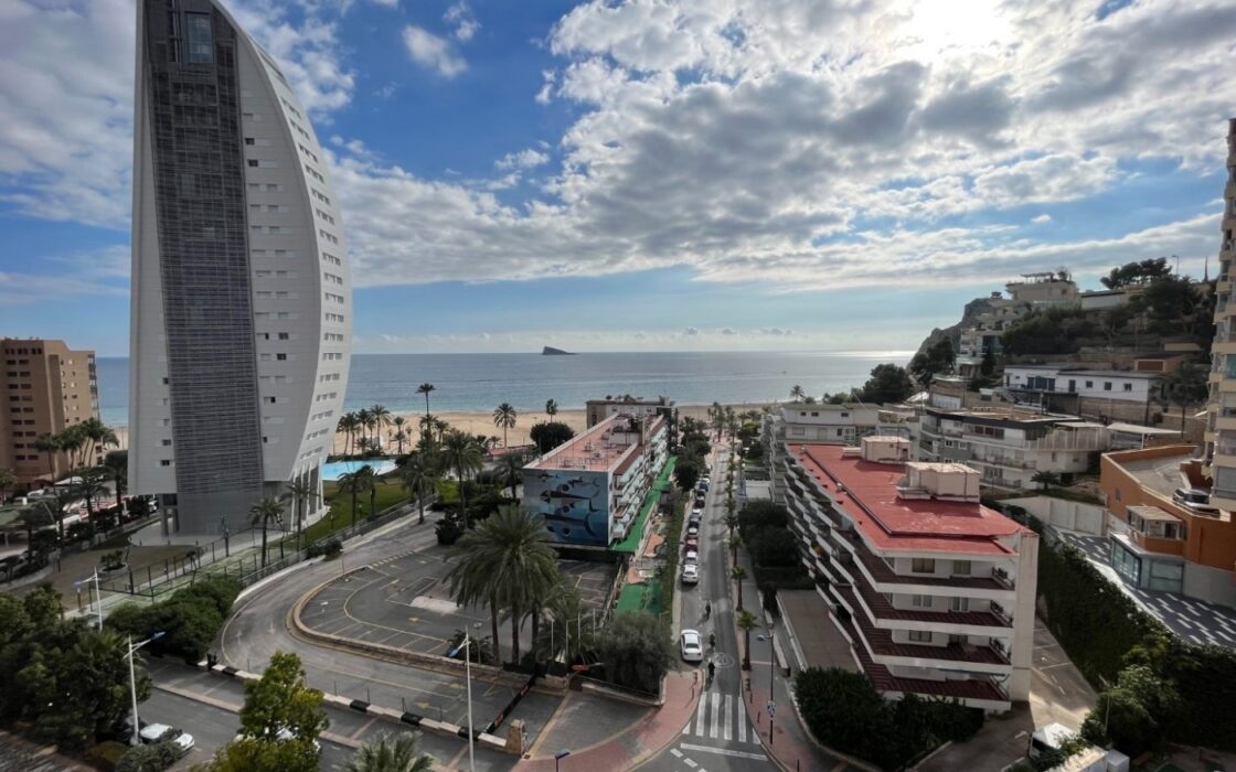 Продаются Апартаменты с Видом на Море в Бенидорме 110 кв.м.