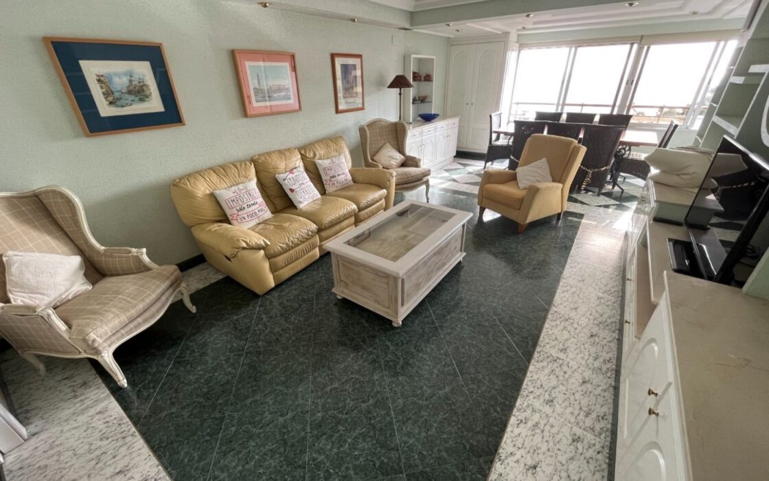 Продаются Апартаменты с Видом на Море в Бенидорме 110 кв.м.