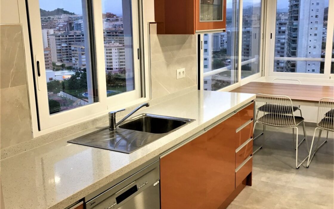 Пентхаус в Ла Кала Бенидорма с видом на море 326 кв.м