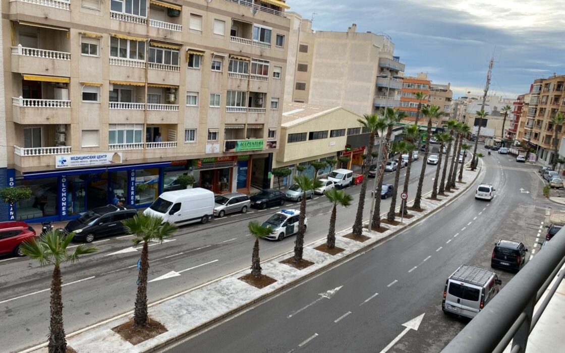 Апартаменти в Торрев’єсі 213 кв.м з терасою біля моря