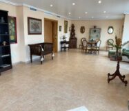 Апартаменти в Торрев’єсі 213 кв.м з терасою біля моря