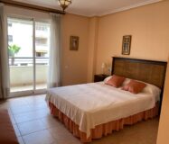 Апартаменти в Торрев’єсі 213 кв.м з терасою біля моря