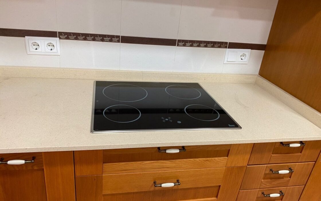 Апартаменти в Торрев’єсі 213 кв.м з терасою біля моря