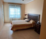 Апартаменти в Торрев’єсі 213 кв.м з терасою біля моря