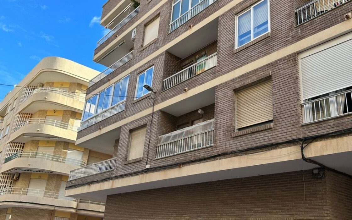 Квартира 90 кв.м у моря в Ла Мата, Торревьеха