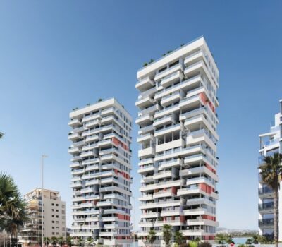 Будинки в Кальпе з великими терасами та видом на море