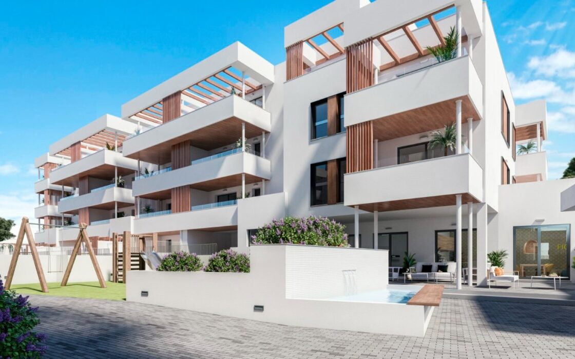 Апартаменты 92 кв.м в Аликанте у моря с террасой