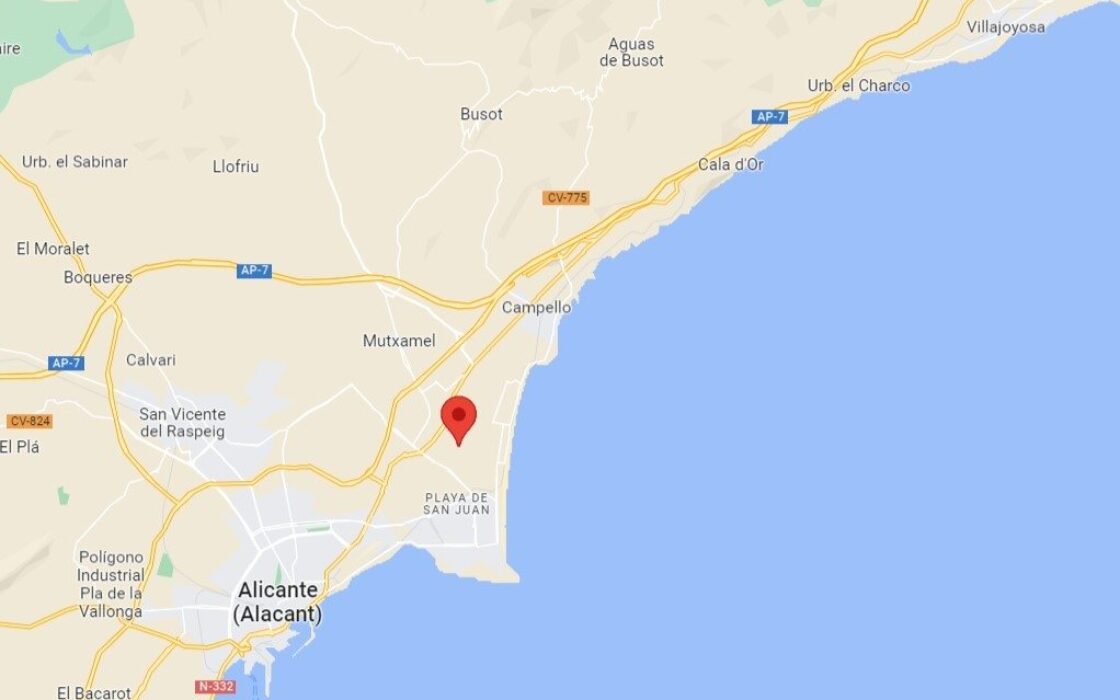 Апартаменты 92 кв.м в Аликанте у моря с террасой