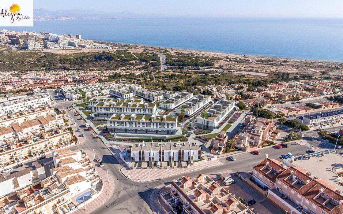 Новые апартаменты в Гран Алаканте у моря с видом на море
