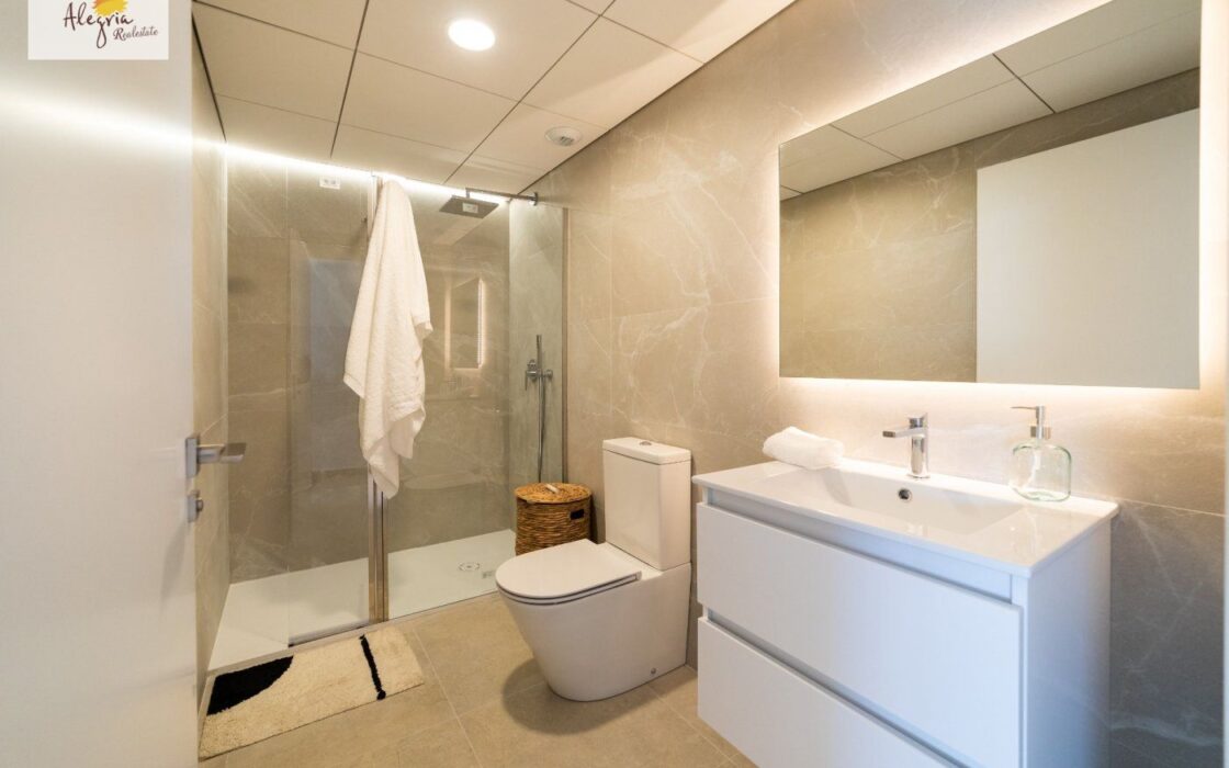 Новые апартаменты в Гран Алаканте у моря с видом на море