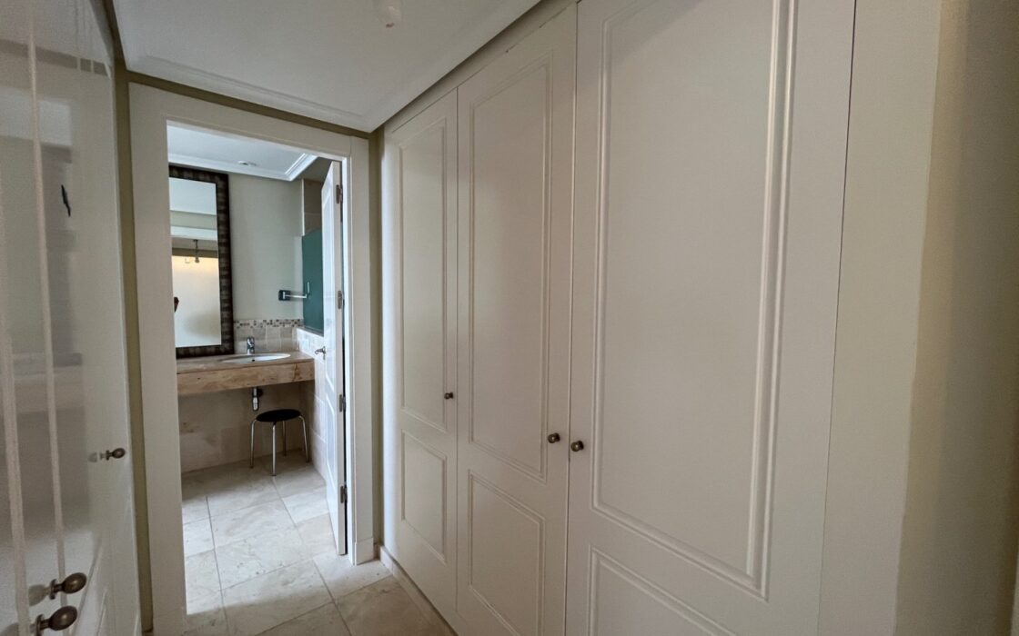 Ексклюзивна квартира 273 кв.м з видом на море в Альтеа