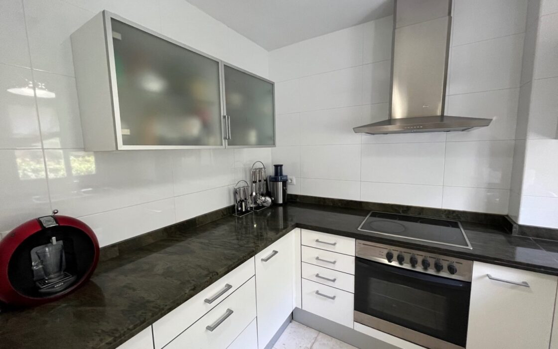 Ексклюзивна квартира 273 кв.м з видом на море в Альтеа