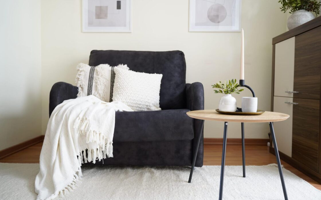 Двокімнатна квартира в Бенідормі 50 м від моря з ремонтом