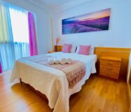 Двокімнатна квартира в Бенідормі 50 м від моря з ремонтом