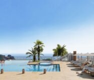 Квартири в Агиласі у моря з терасами та видами 92 кв.м.