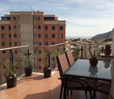 Апартаменти в Кальпе 120 кв.м з терасами та видом на море