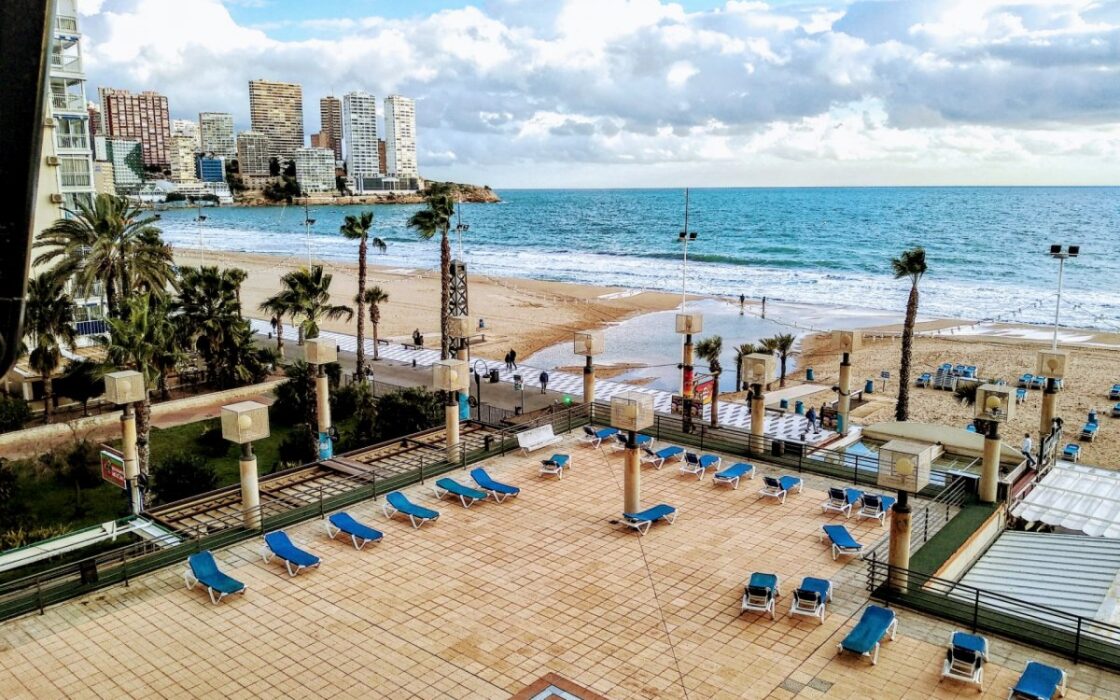 Квартира у моря в Бенидорме, 59 кв.м, 1 спальня