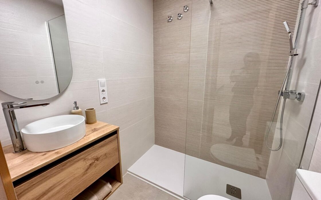 Апартаменты в Торревьехе у моря, 56 кв.м, 3 комнаты