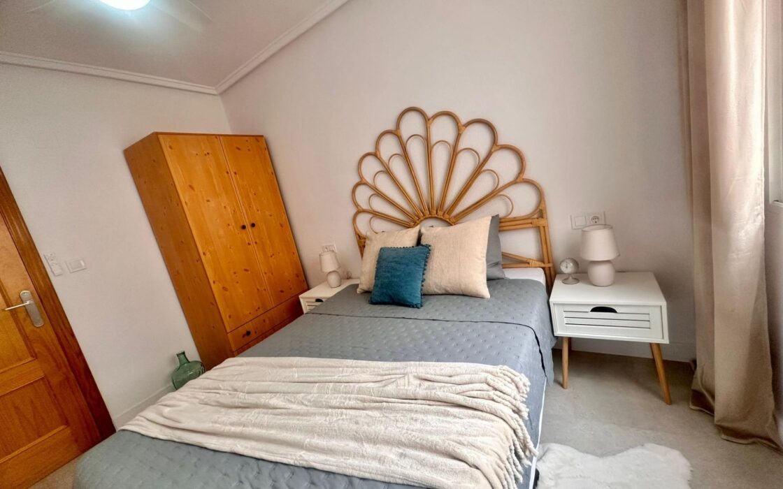 Апартаменты в Торревьехе у моря, 56 кв.м, 3 комнаты