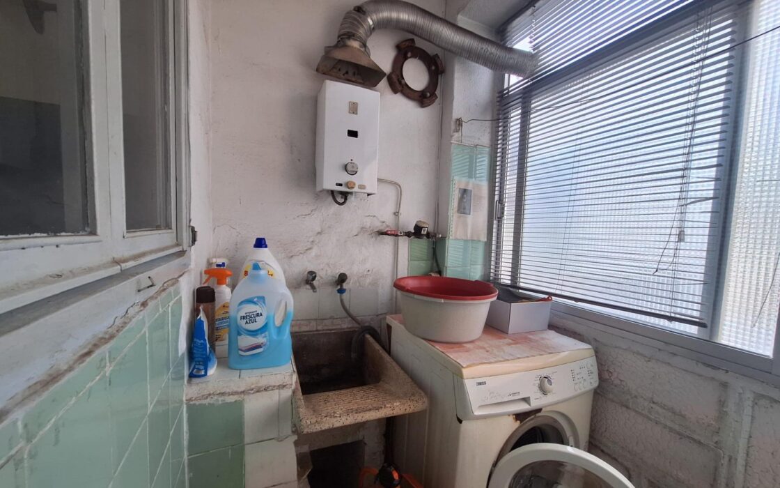 Апартаменты в Аликанте с террасой 81 кв.м 3 комнаты