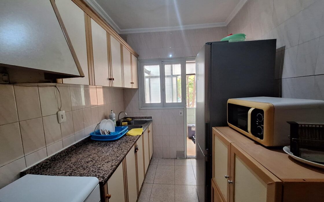 Апартаменты в Аликанте с террасой 81 кв.м 3 комнаты