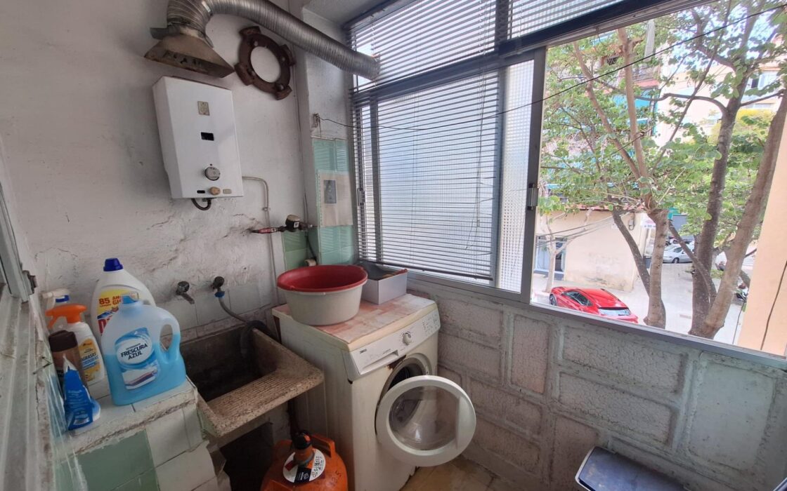 Апартаменты в Аликанте с террасой 81 кв.м 3 комнаты