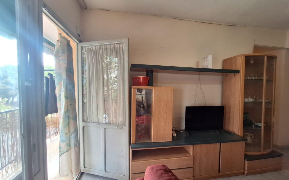 Апартаменты в Аликанте с террасой 81 кв.м 3 комнаты