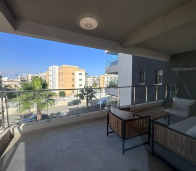 Купити 2-кімнатні апартаменти в Оріхела Коста з терасою