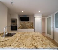 Апартаменты в Аликанте 200 кв.м с видом на море и террасой