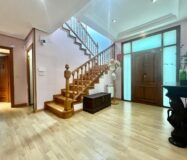 Вилла в Торревьехе 291 кв.м у моря з 4 спальнями