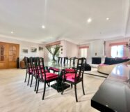 Вилла в Торревьехе 291 кв.м у моря з 4 спальнями