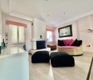 Вилла в Торревьехе 291 кв.м у моря з 4 спальнями