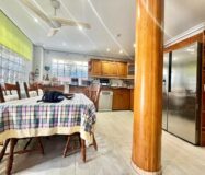 Вилла в Торревьехе 291 кв.м у моря з 4 спальнями