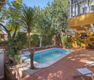 Дом с 4 спальнями и видом на море в Малаге 259 кв.м