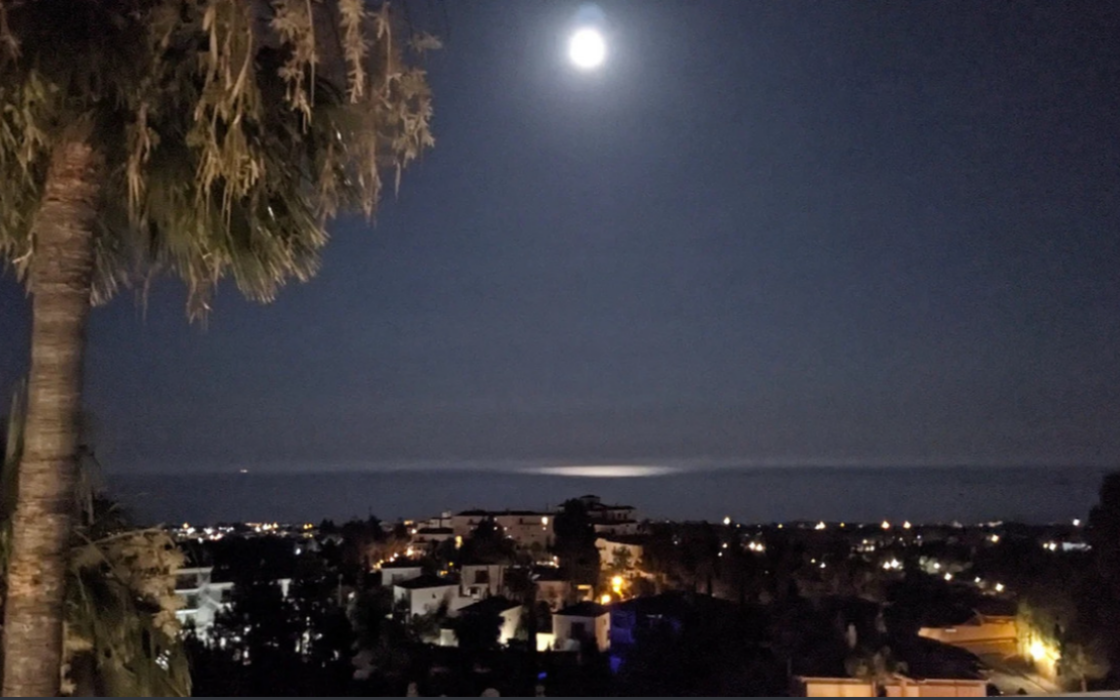 Двухуровневый пентхаус с террасой в Малаге, 150 кв.м.