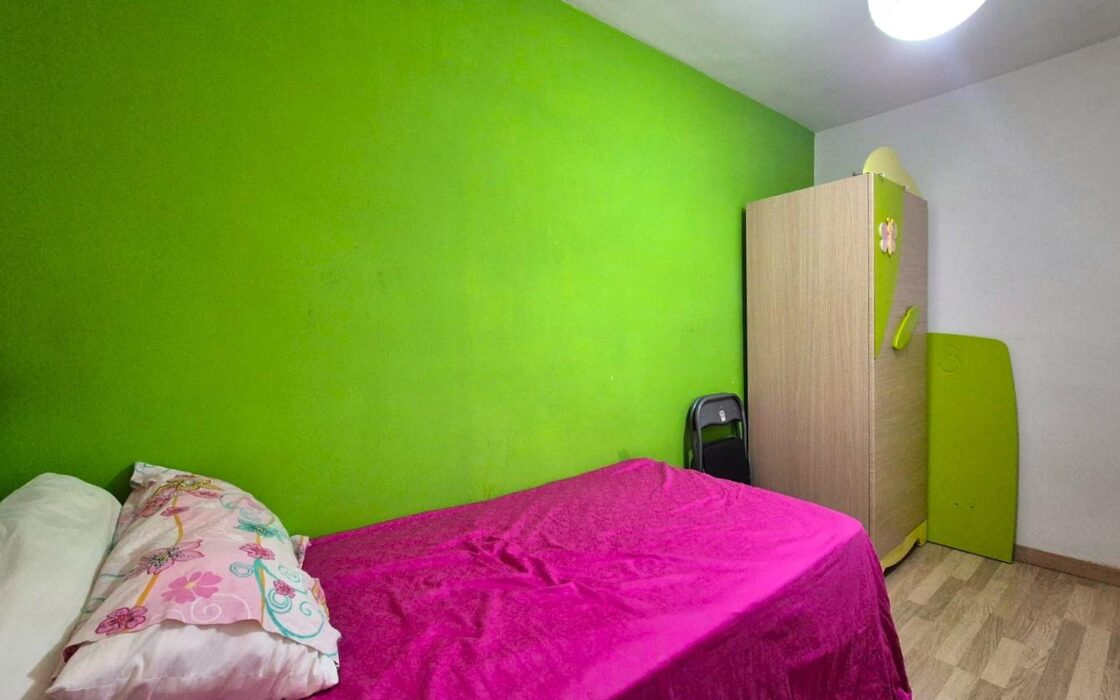 Апартамент в Аликанте 62 кв.м с балконом в 1.5 км от моря