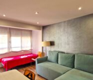 Апартамент в Аликанте 62 кв.м с балконом в 1.5 км от моря