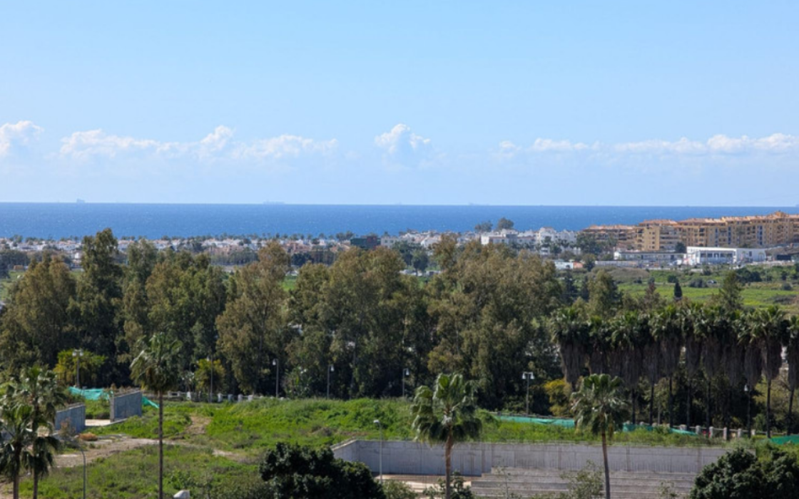 Квартира в Марбелье 146 кв.м з видом на море та терасою