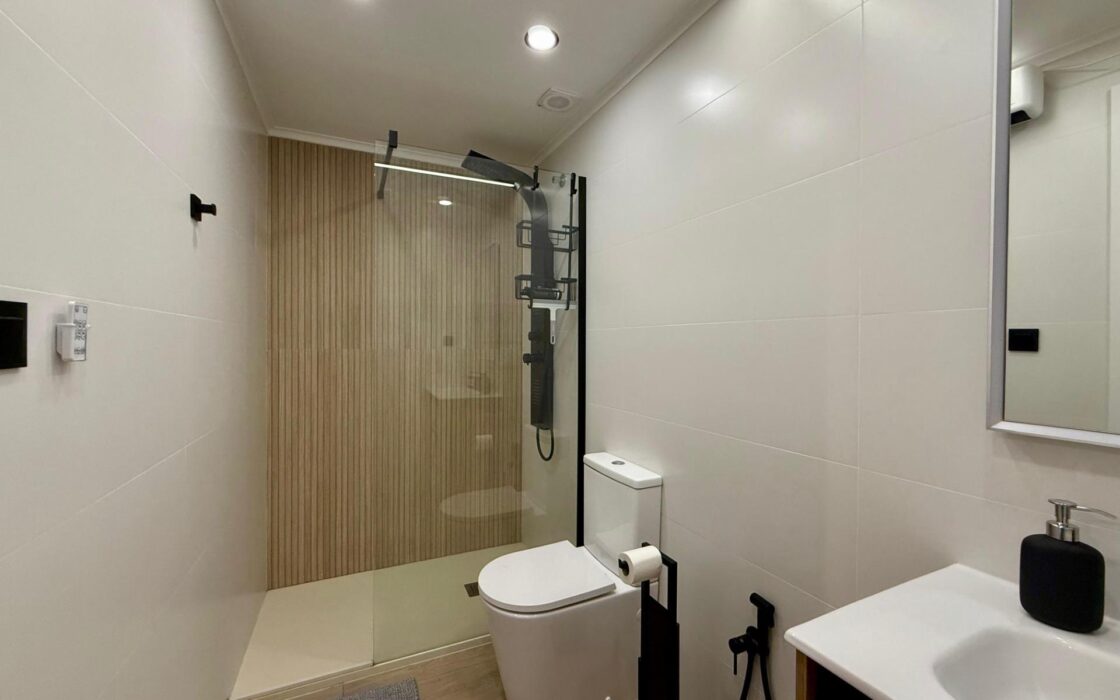 Апартаменты 83 кв.м в Торревьехе у моря на 2 этаже